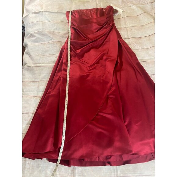NWT David's Bridal Women's Apple Red Sleeveless Bridal Bridesmaid Dress - 16 - Picture 6 of 10